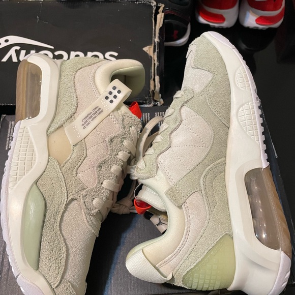 Air Jordan MA2 'Honeydew' CV8122-300 Men Basketball Shoes Sz 8 Like New no box - Picture 9 of 9